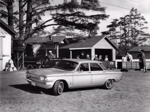 Chevrolet Corvair Monza Sedan 1963 года